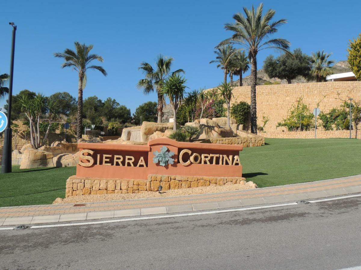 Sierra Cortina Resort Finestrat Eksteriør bilde